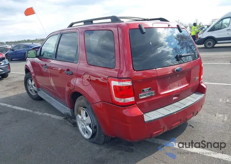 2010 Ford Escape Xlt из США, поврежденный, VIN 1FMCU9DG3AKA45268